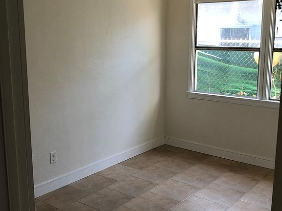 2nd image of 1057 N Pershing Ave