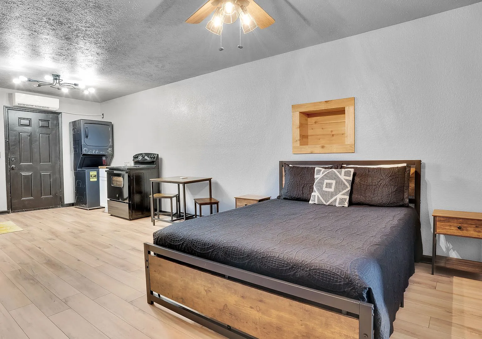 Su Casa 19 2nd St — Photo 4