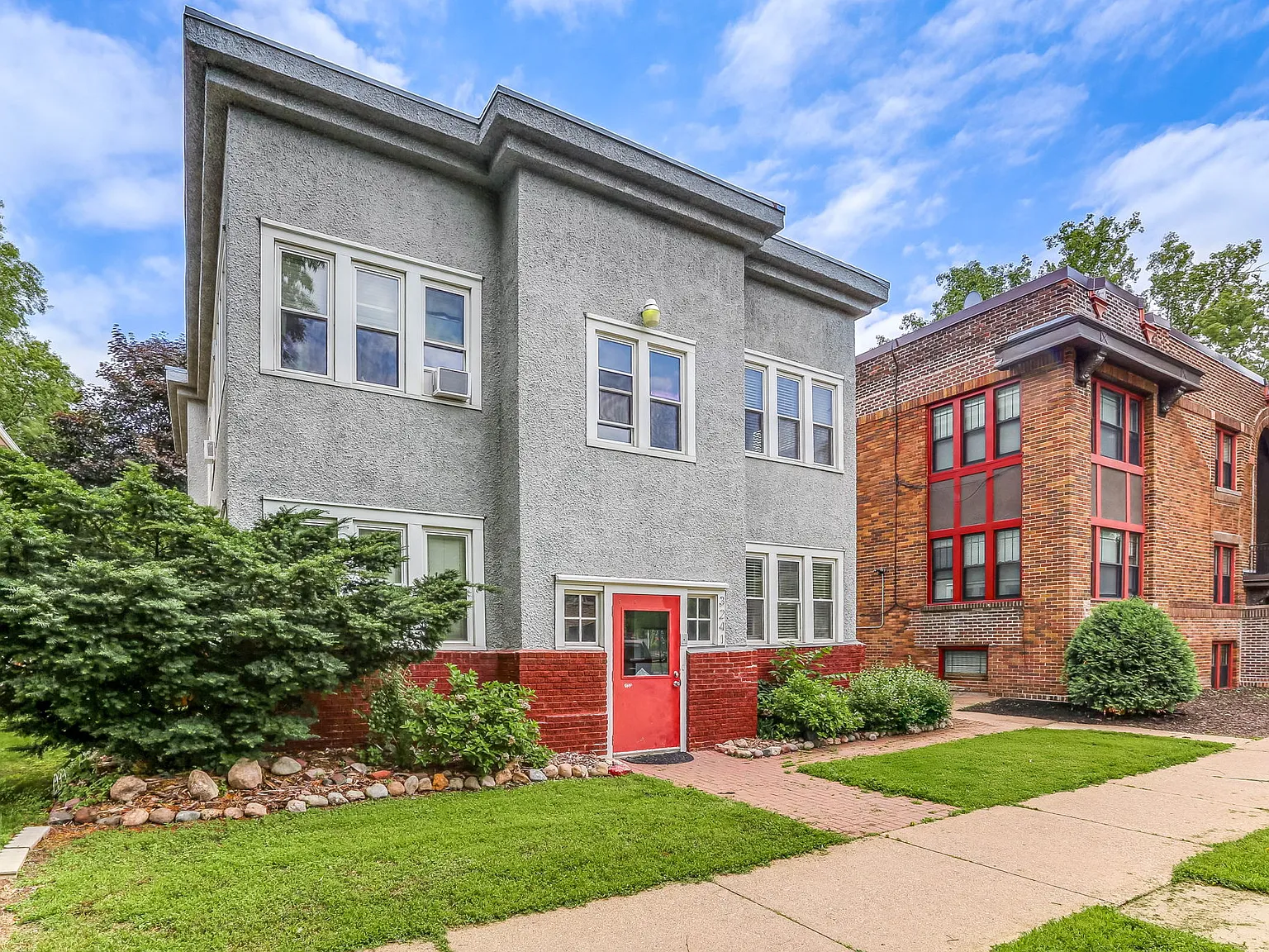 3241 Lyndale Ave S — Photo 2
