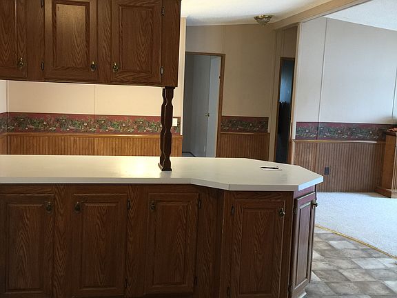 Kitchen bar