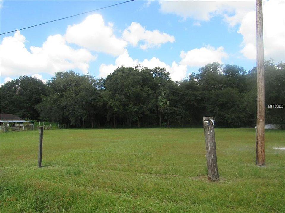 2nd image of 26091 Dayflower Blvd