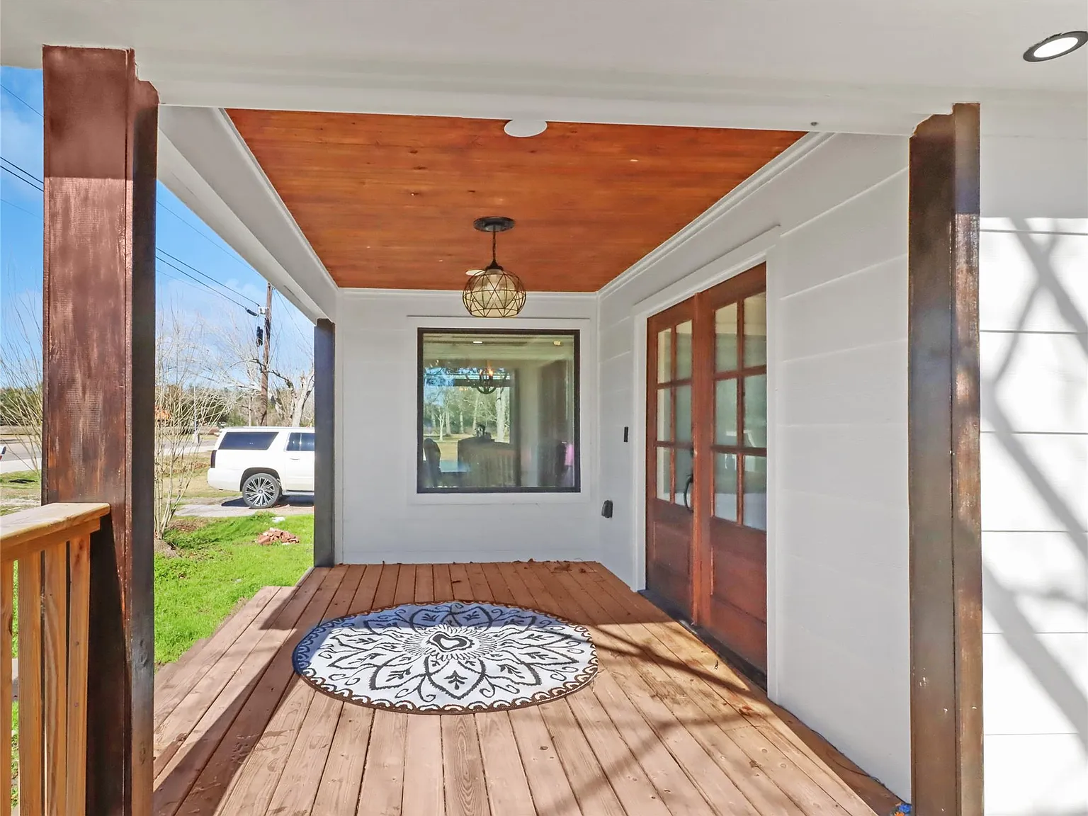 4 bed, 2.5 bath, 2100 sqft, $2,600 — Photo 3