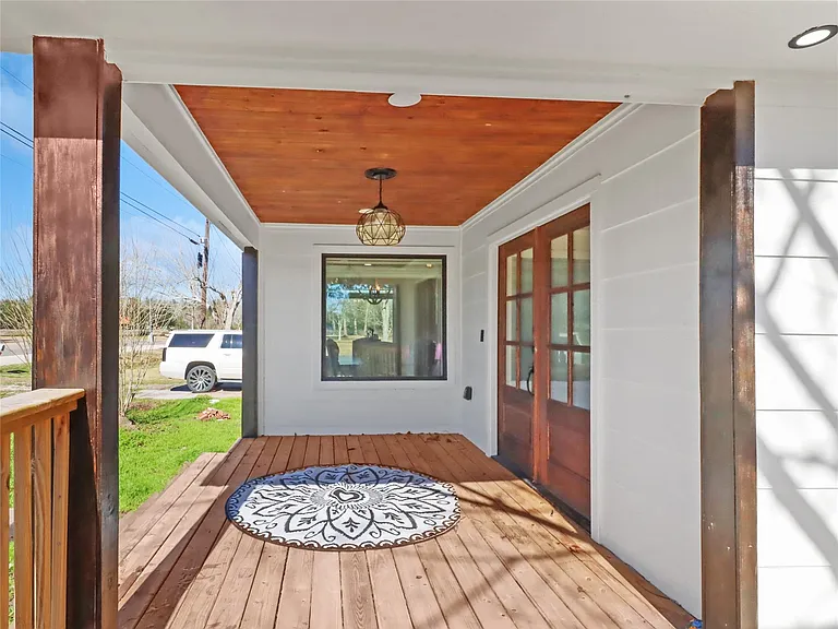 4219 Frost St — Photo 3