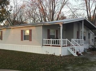 717 Hawthorne St, Ramsey, IL 62080
