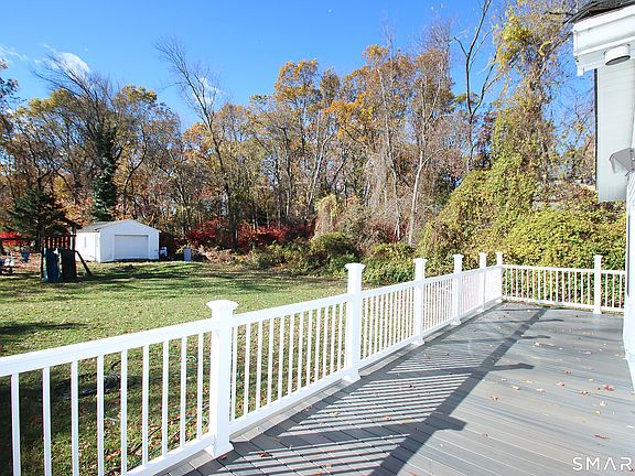 4th image of 12 Gilbert Hill Road