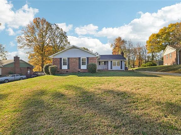 3rd image of 112 Lorelei Ct