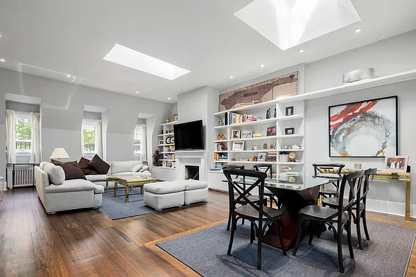 Sold by Compass | media 2