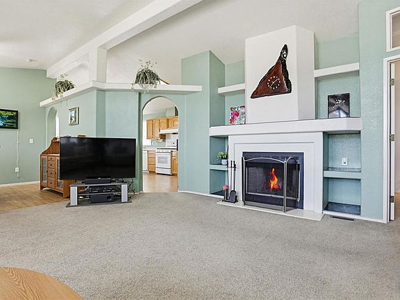 4th image of 200 N El Camino Real Space 268