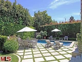 2nd image of 556 Ocampo Dr