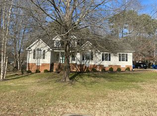 5008 Lippingham Ln, Chester, VA 23831