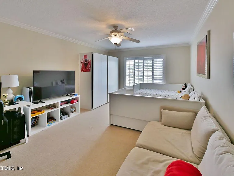 141 Deer Cove Dr — Photo 22