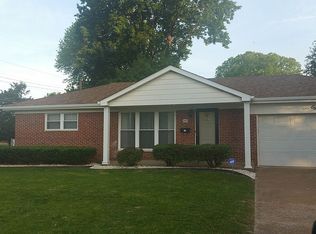 895 Frontenac Dr, Cahokia, IL 62206