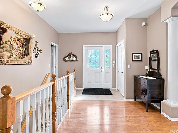 4th image of 163 Blackburn CRESCENT