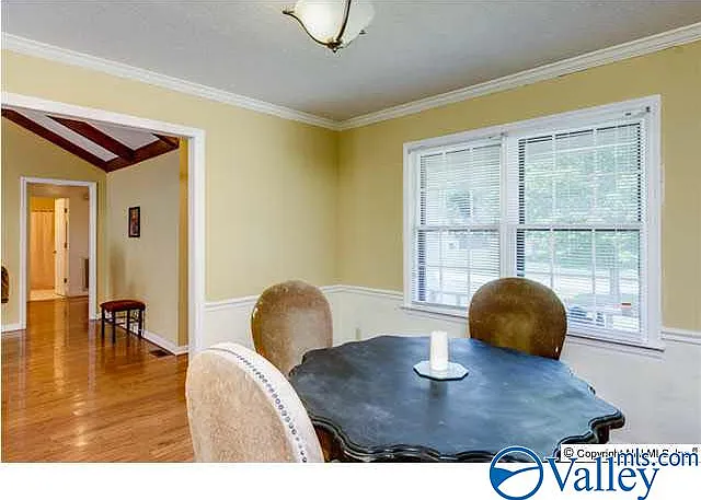 127 Frankie Ln — Photo 4