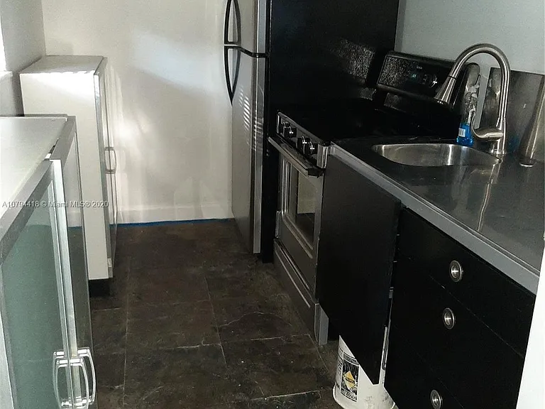 645 NE 121st St #206 — Photo 3