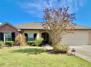 609 Shadowlawn Dr, Berwick, LA 70342