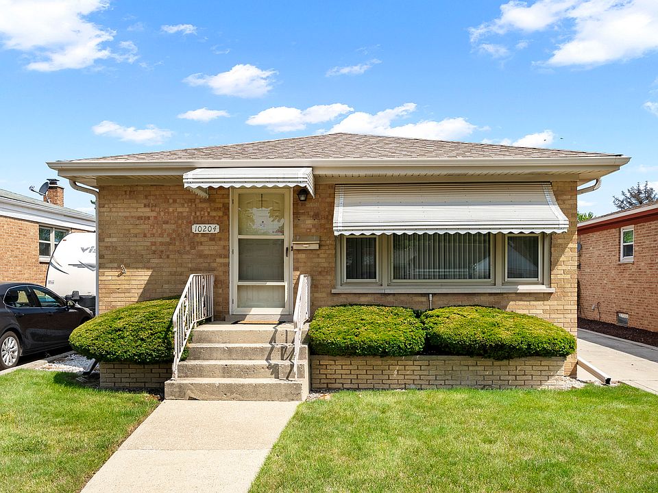 2nd image of 10204 Addison Ave