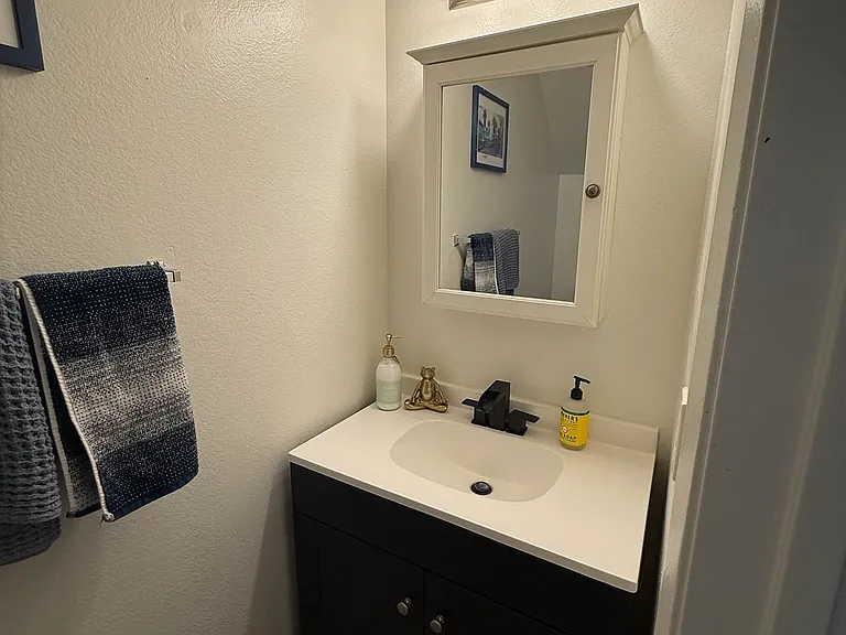 263 S Ventura Rd #271 — Photo 14
