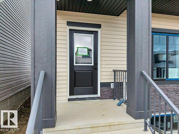 4th image of 271 Munn Way