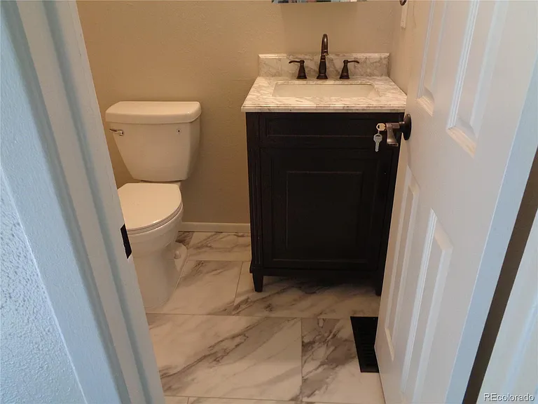 3921 Jackson Way — Photo 9