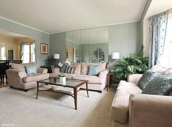 2nd image of 2858 N Melvina Ave