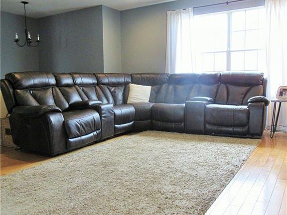 3rd image of 3617 Boxwood Dr
