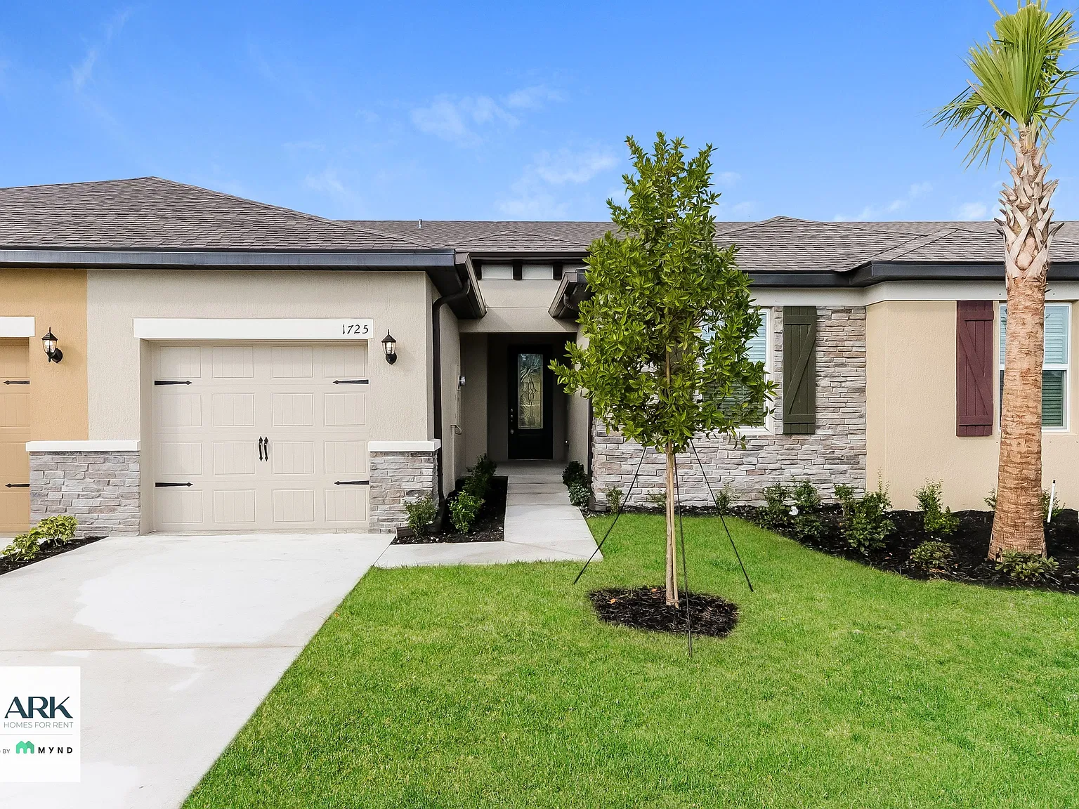 3 bed, 2.0 bath, 1494 sqft, $2,395 — Photo 1