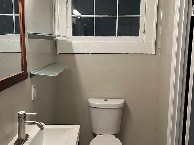 790 N Evelyn Pl NW — Photo 12