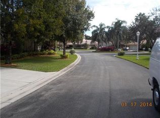 2059 Island Cir, Weston, FL 33326