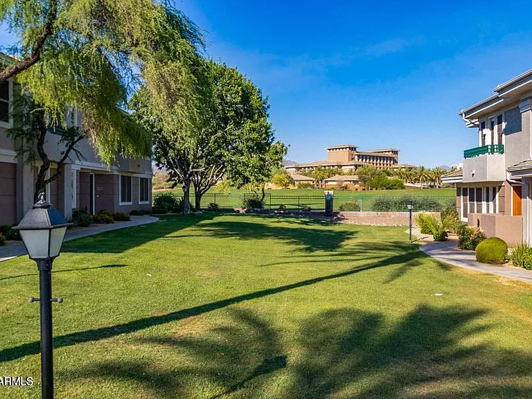 15221 N Clubgate Dr #1121 — Photo 37