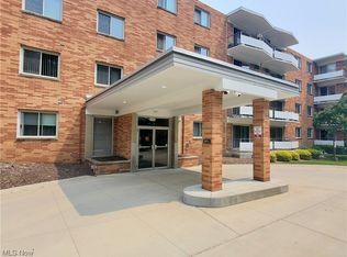 521 Tollis Pkwy APT 489, Broadview Heights, OH 44147