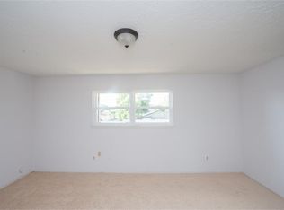 6519 S Briar Bayou Dr, Houston, TX 77072