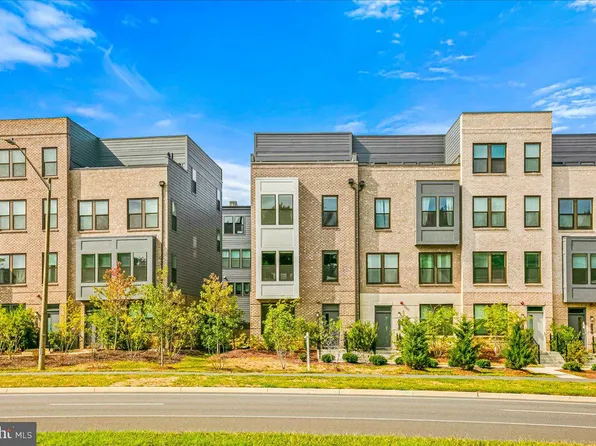 12768 Sunrise Valley Dr, Reston, VA 20191