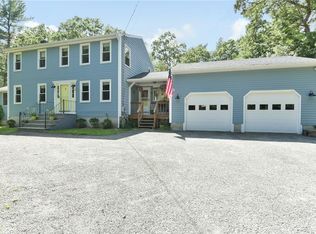 10 Deer Run Rd, Richmond, RI 02812
