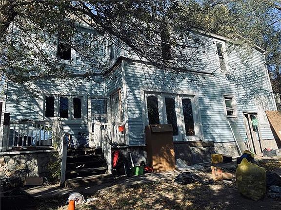3rd image of 2315 Belleview Ave
