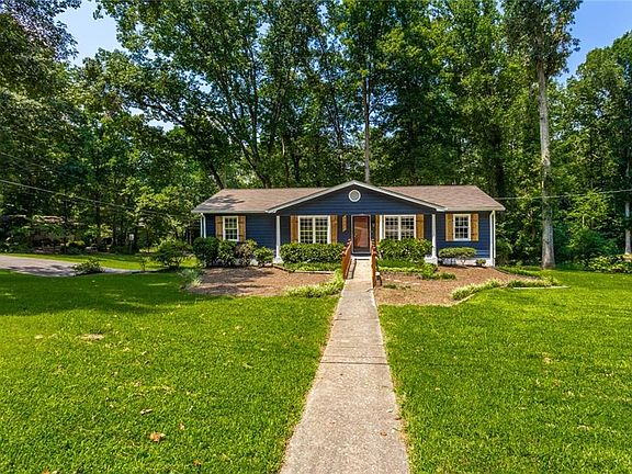 2nd image of 3387 Corral Dr