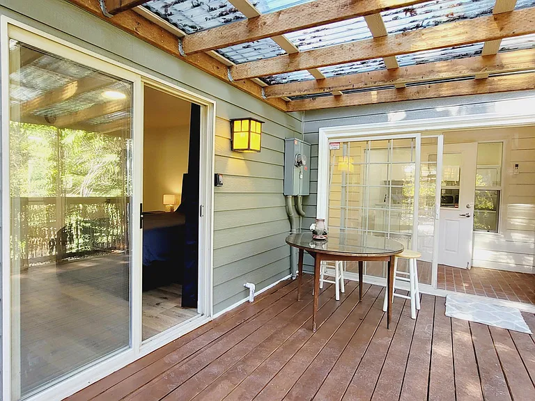 726 N Shepherd Rd — Photo 36