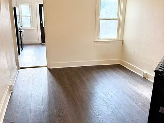 3rd image of 344 Lexington St
