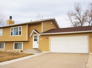 307 E Walnut St, Gillette, WY 82718