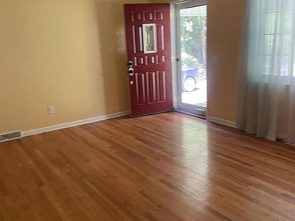 2nd image of 1018 Bend Of Slate Cir