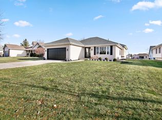 1420 E Cap Cir, Bourbonnais, IL 60914