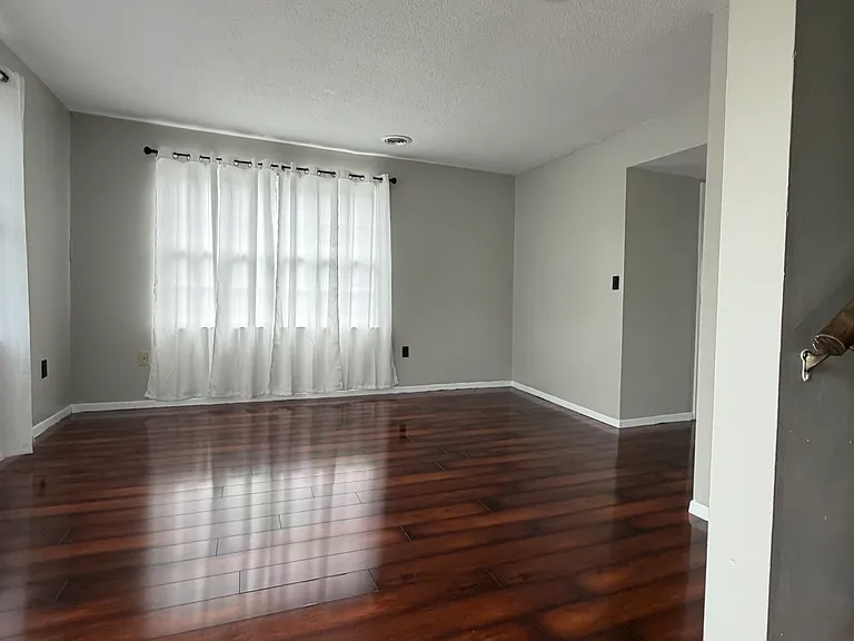 1805 King College Rd #D1 — Photo 4