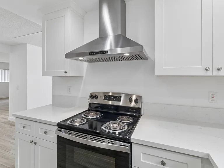 Escondido Villas — Photo 12