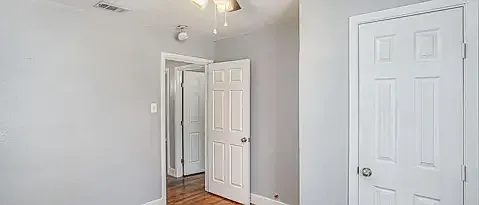 2533 Warren Ave — Photo 91