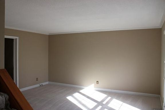 3rd image of 48 N Lakewood Dr