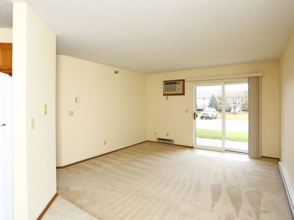 Country View Apartments 1019 E 17th St Norwalk IA Zillow