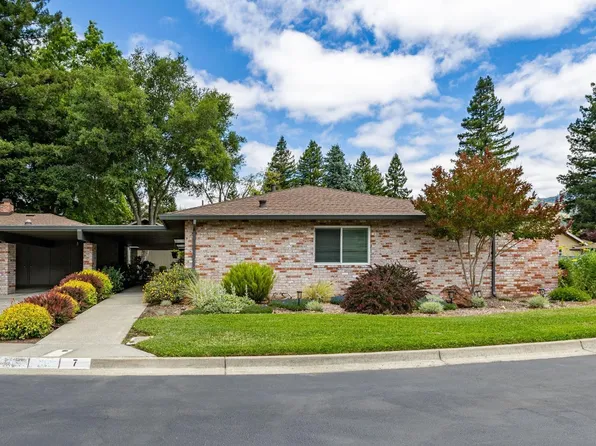 5 Aspen Meadows Circle, Santa Rosa, CA 95409