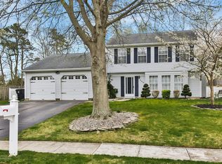 620 Buenaventura Ct, Toms River, NJ 08753