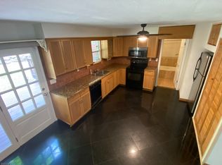 21 Dogwood Ln W, Hewitt, NJ 07421