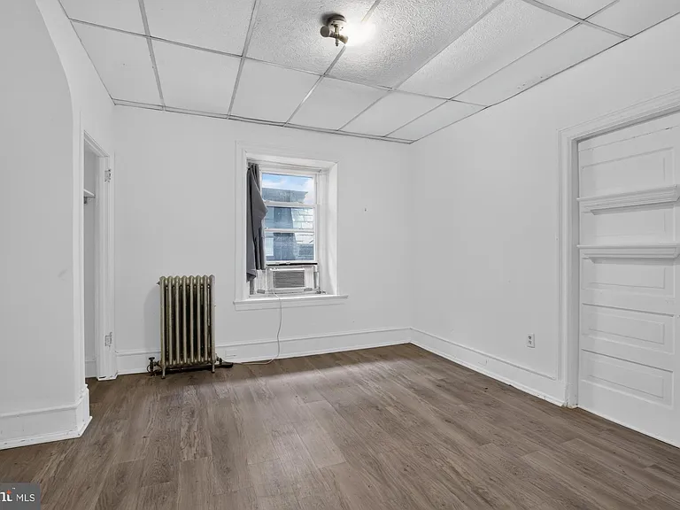 4011 Pine St — Photo 35
